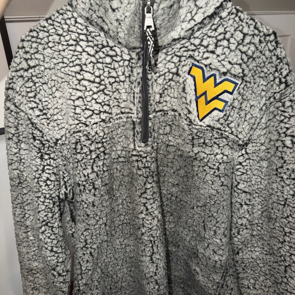 Boxercraft Gray Sherpa with Yellow Accent